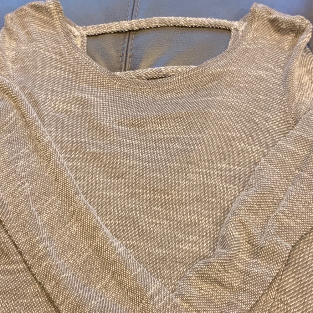 Red Haute crew neck light sweater v-plunge back